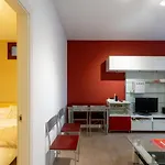 Apartamento barrio salamanca. 4 pax. 2 min al IE